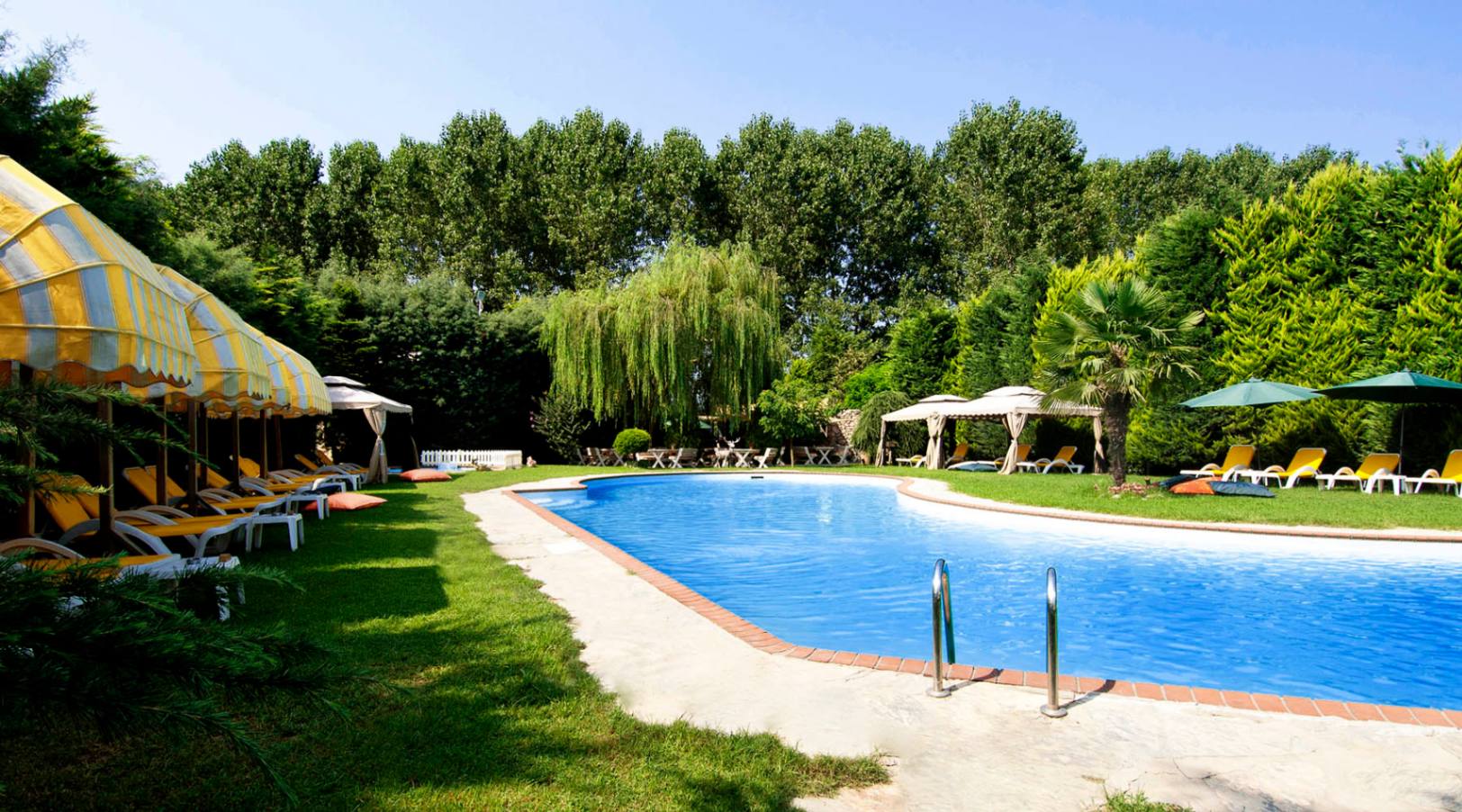 Viilage Park Otel